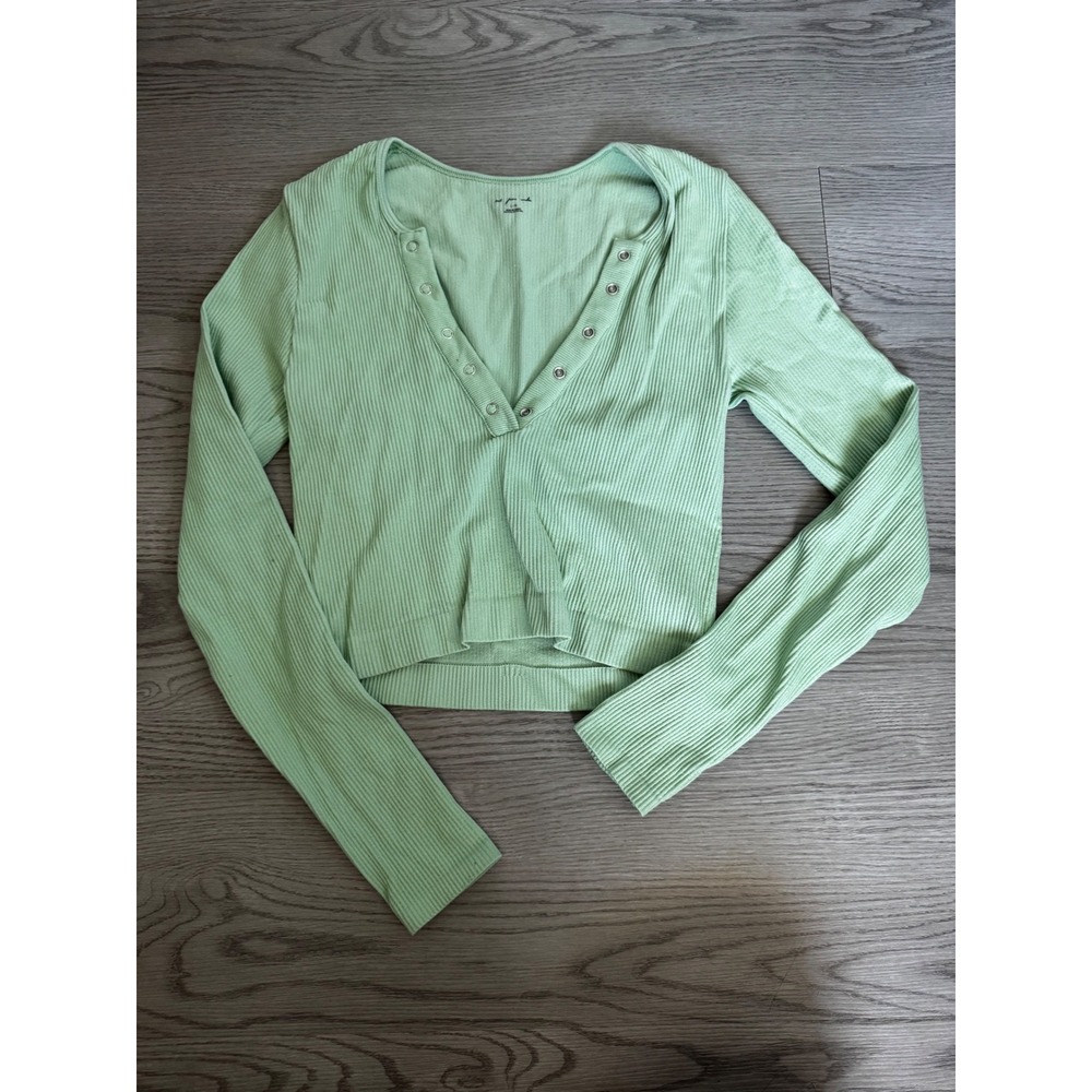 Out From Under Mint Green Ribbed Snap Front Long Sleeve Cropped Top Large